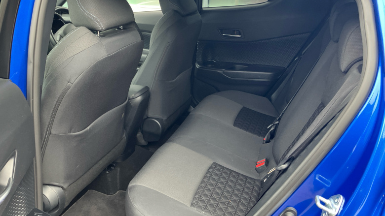 Toyota C-HR 1.8 Hybrid Design 5dr CVT Hybrid Hatchback